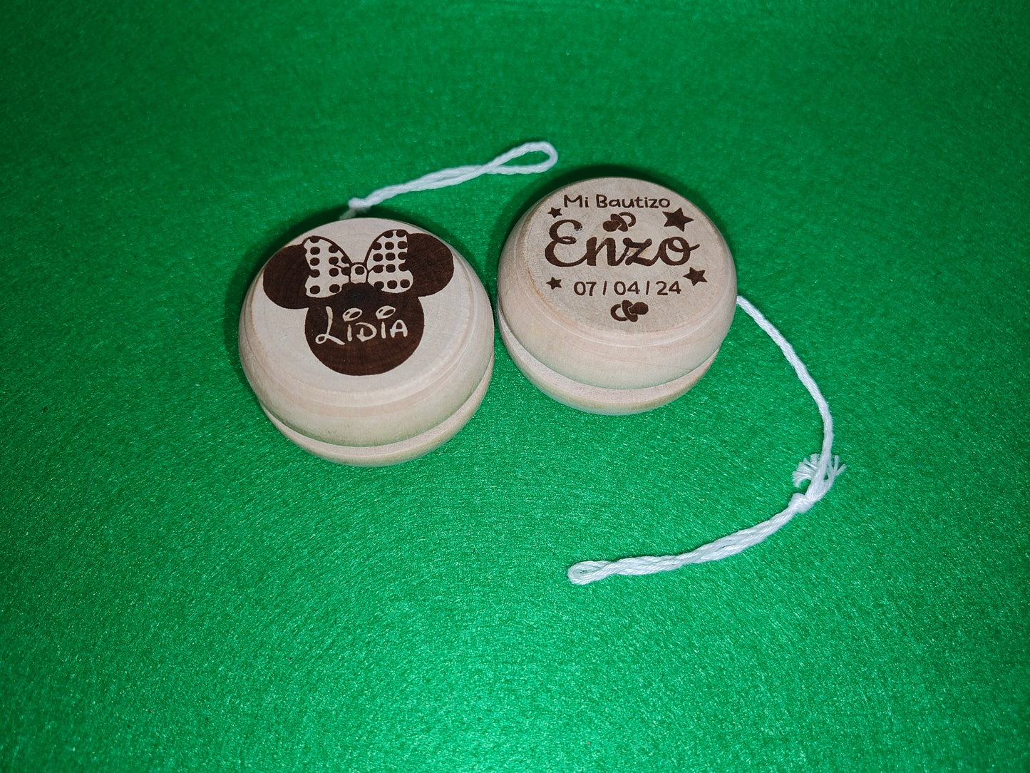 Yoyo de madera personalizado con grabado láser