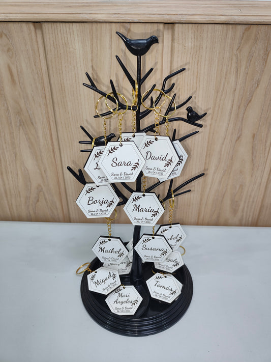 Marcasitios llaveros para bodas – Grabado láser en madera