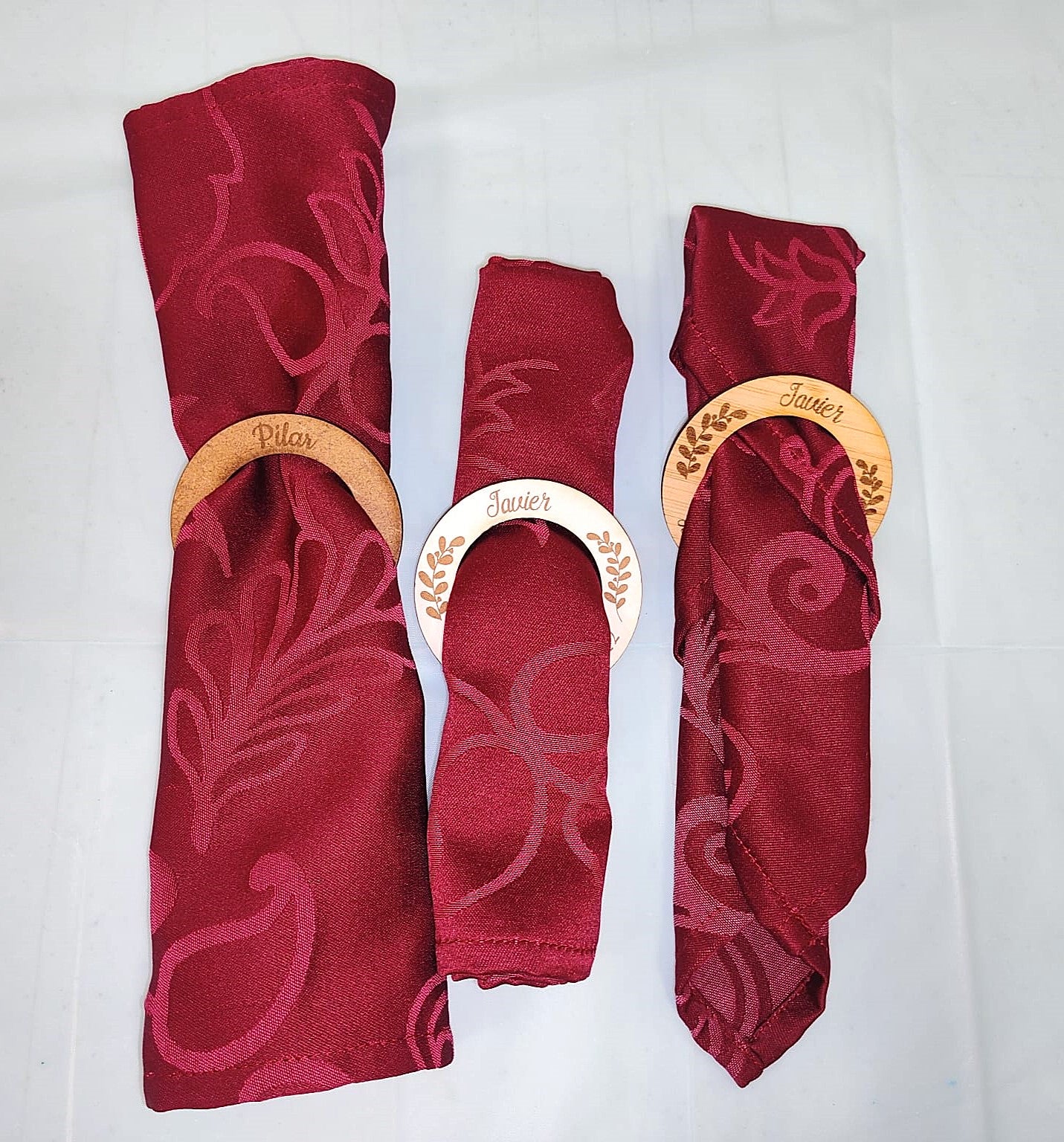 Servilleteros marcasitios de madera personalizados para bodas